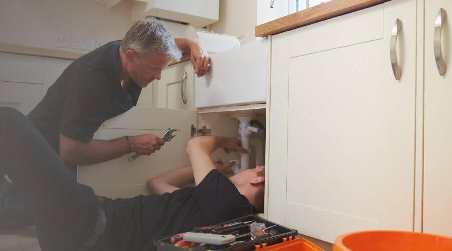 Professional burst pipe repair services in Loudonville, OH